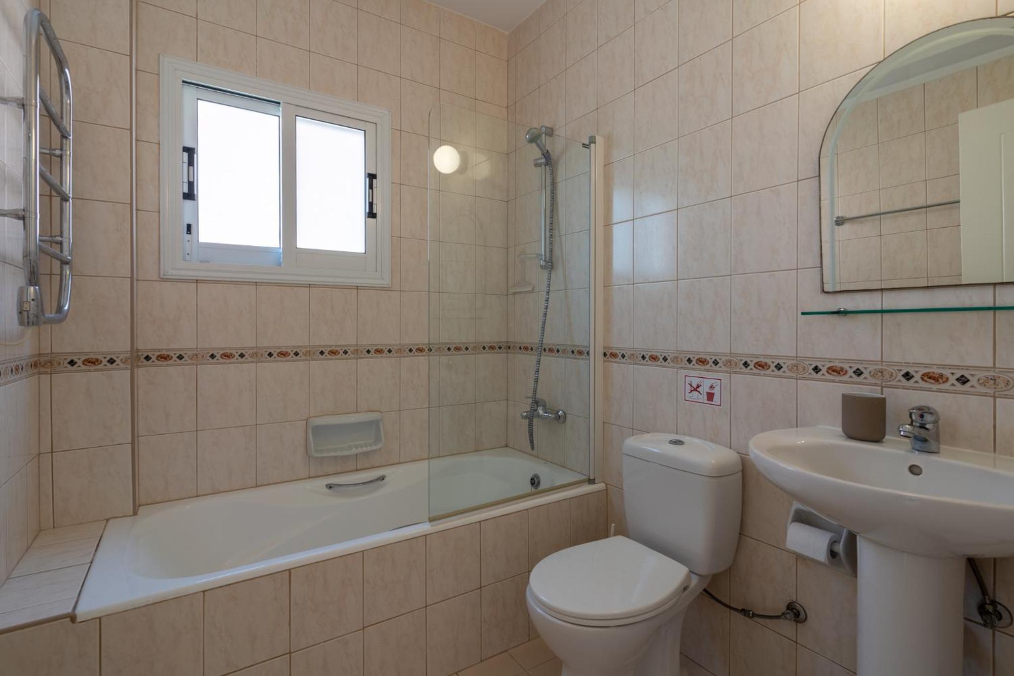Tropical Paradise In Harbour Paphos, Central & Close To Beach Exterior photo